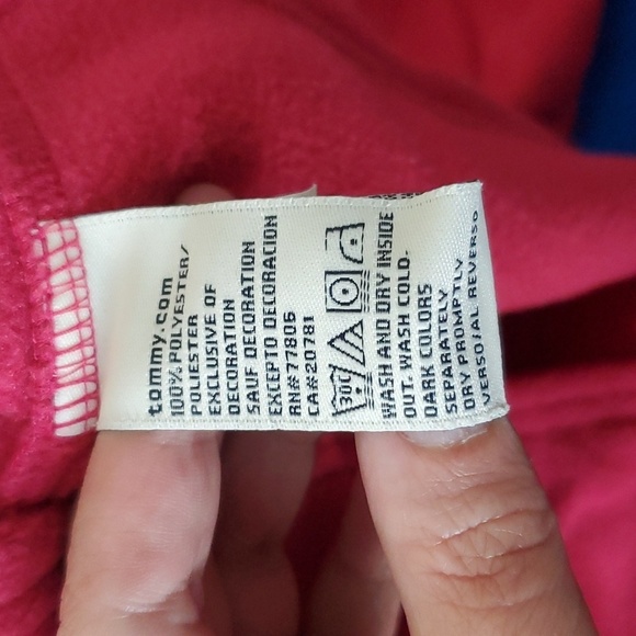 Tommy Hilfiger XL pink poly quarter zip pullover with full pouch (2006) - Picture 5 of 11